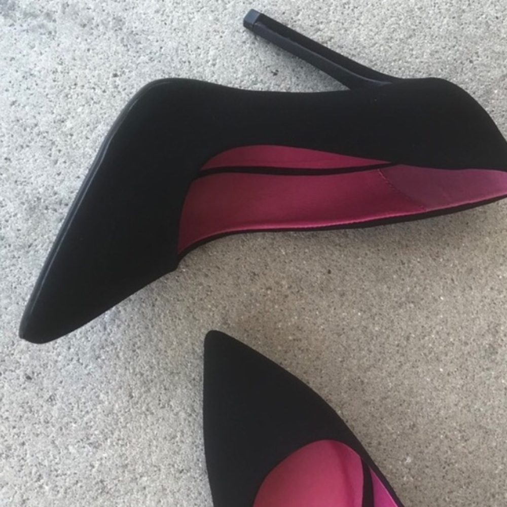 Last 1!  Perfect Black Delicious Cindy 4” PUMP - Picture 6 of 7